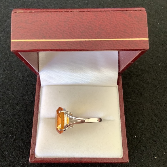 NEW 925 sterling silver citrine ring. - Picture 3 of 5